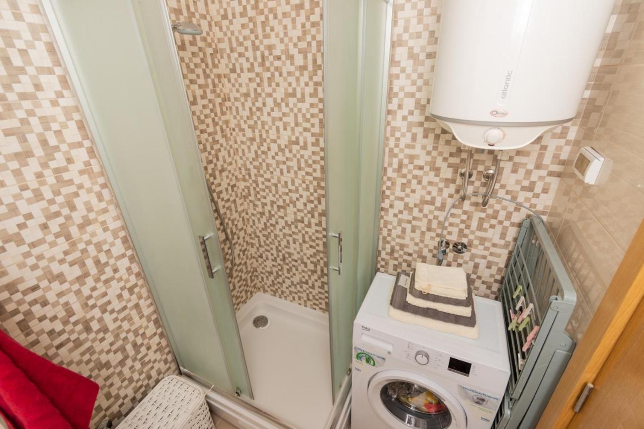 Lux City Apartment With Parking Podgorica Exteriör bild